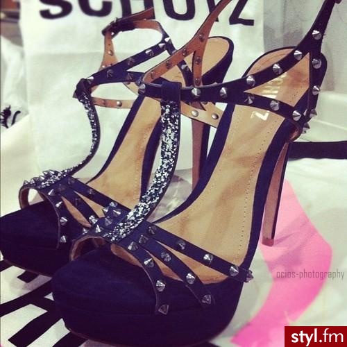 Szpilki Buty Moda