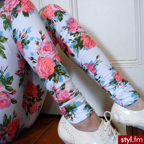 Leginsy Spodnie Moda