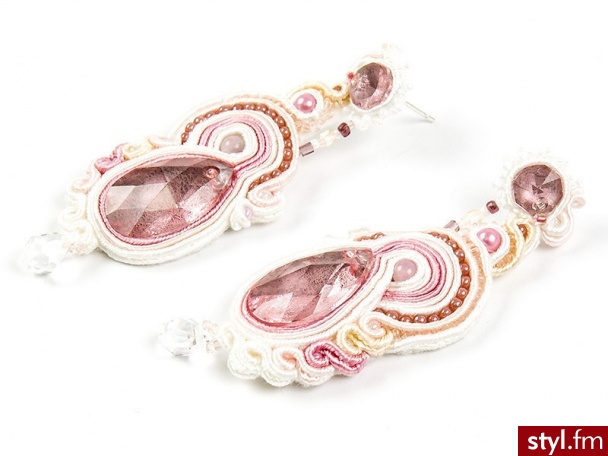 KOLCZYKI SUTASZ SWAROVSKI ROSE - Kolczyki Biżuteria Moda