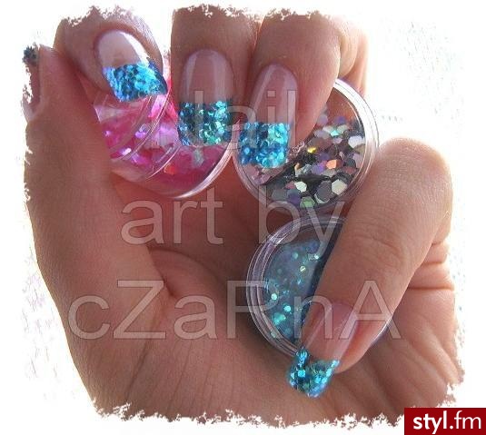 Blue Holo French - Paznokcie