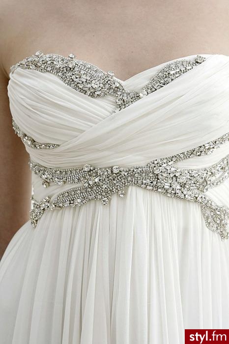 Sukienki Moda