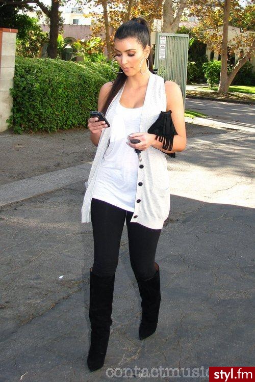Kim Kardashian - Styler