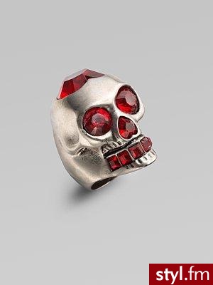pierścionek. $320.00 Alexander McQueen
Jeżeli już jest proszę o link - Pozostałe Dodatki Moda