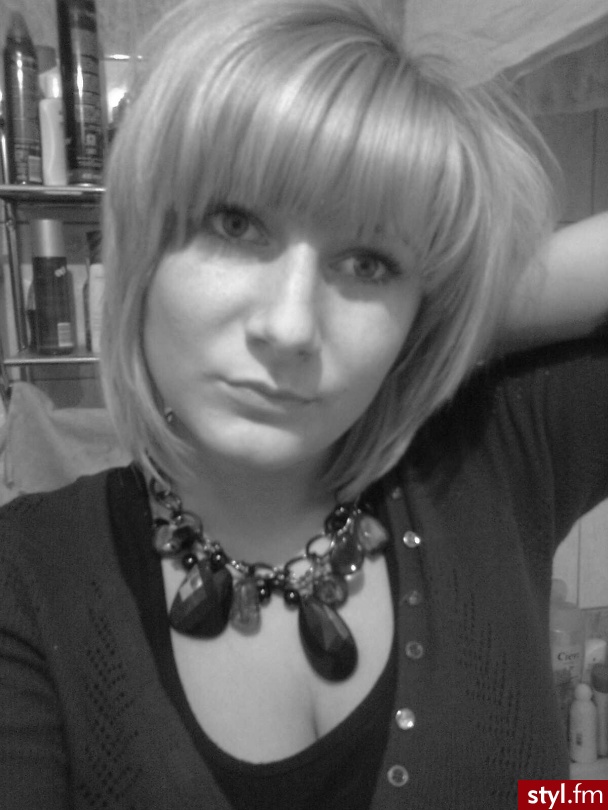 Blond Rozpuszczone Proste z grzywką Na co dzień Średnie Fryzury