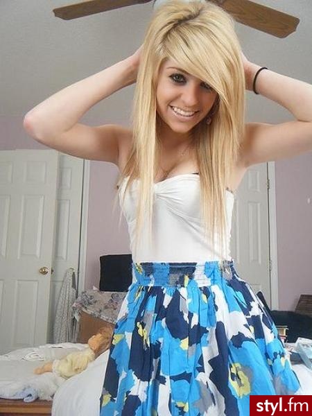 ;) - Długie Fryzury