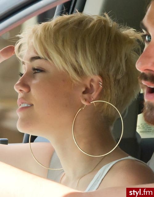 Blond Rozpuszczone Proste z grzywką Na co dzień Krótkie Fryzury