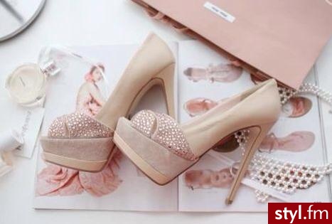 Szpilki Buty Moda