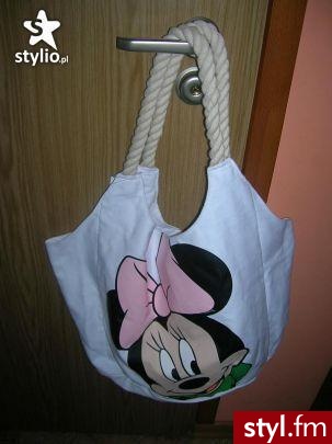 wlasnie ta torba z micky z h&m widzial ktos? 
;p - Pozostałe Torebki Moda