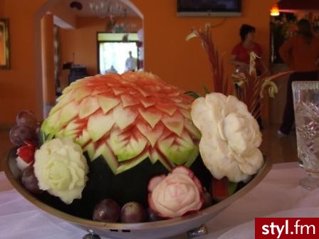 Carving-czyli sztuka zdobienia w owocach. - Misz-masz