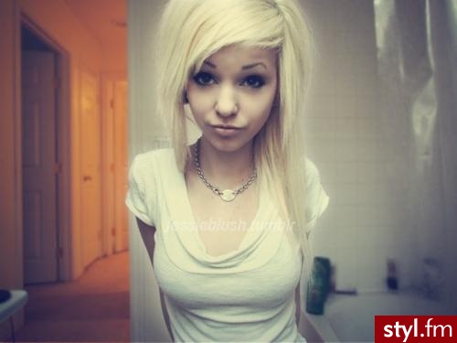 Blond Rozpuszczone Proste z grzywką Na co dzień Długie Fryzury