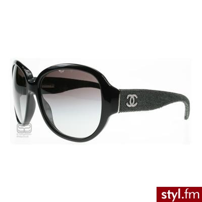 Chanel 5163 Gloss Black > Chanel Sunglasses > 5163 C5013C > UK - Polyvore. Pobrano ze strony: http://www.polyvore.com/chanel_5163_gloss_black_sunglasses/thing?id=20562515 - Nakrycia głowy Dodatki Moda