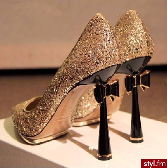 Szpilki Buty Moda