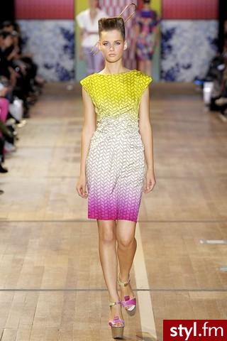 sukienka. Basso&Brooke
Jeżeli już jest proszę o link - Pozostałe Ciuchy Moda
