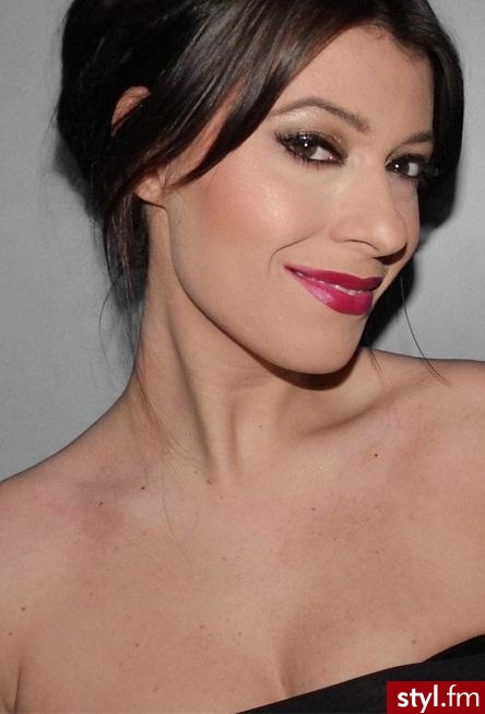 makijaż. YSLl Rouge Volupte lipstick in Forbidden burgundy - Makijaże