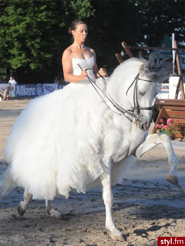 Suknie ślubne Ślub Moda