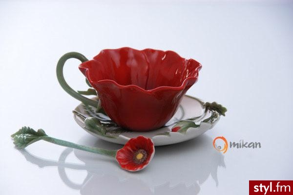 Piękno przyrody zaklęte w ręcznie zdobionej porcelanie. Cena: 242 zł (filiżanka, spodeczek i łyżeczka). / zauważyłam, że ktoś z nudów polubił dawać mi same oceny jeden. jeśli masz jaja, to napisałbyś chociaż, dlaczego ;) - Misz-masz