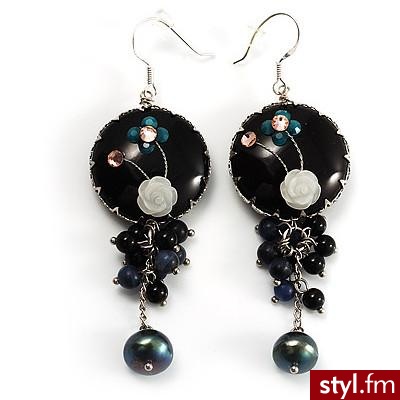 Boho Style Floral Bead Drop Earrings (Silver&Black) - Avalaya - Polyvore. Pobrano ze strony: http://www.polyvore.com/boho_style_floral_bead_drop/thing?id=19701830 - Pozostałe Dodatki Moda