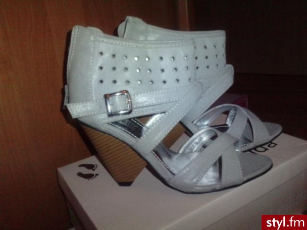 Pozostałe Buty Moda