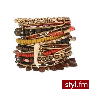 Alex and Ani Kamba Expandable Wire Bangle Set - Max and Chloe - Polyvore. Pobrano ze strony: http://www.polyvore.com/alex_ani_kamba_expandable_wire/thing?id=21812576 - Pozostałe Dodatki Moda