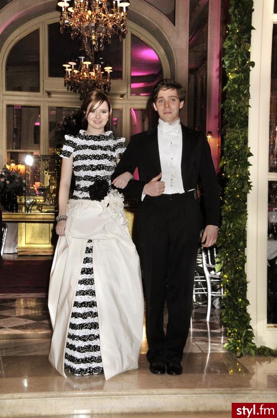 Jeżeli zdjęcie znajduje się już w galerii poproszę o link - Pozostałe Ciuchy Moda