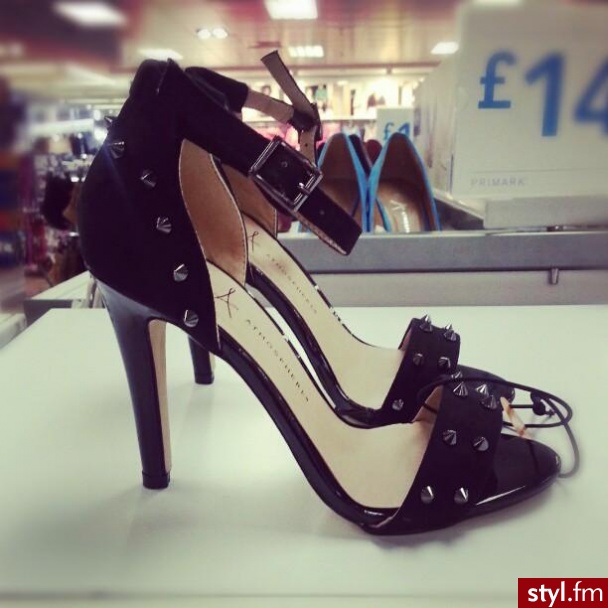Sandały Buty Moda