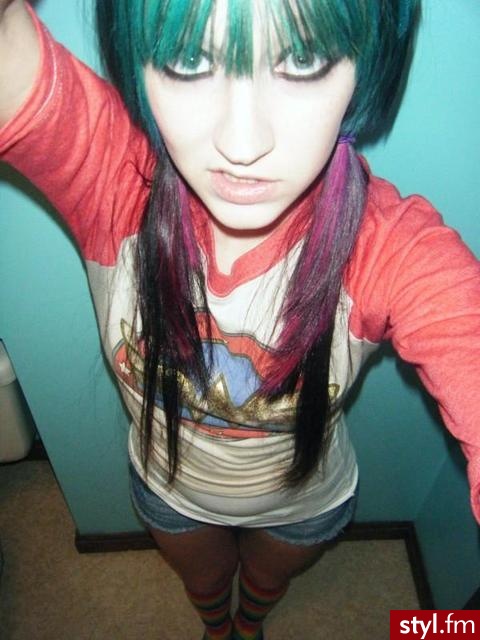 EMO Alternatywne Średnie Fryzury