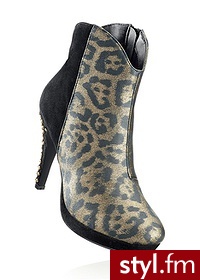 Bonprix Botki czarny z połyskiem 965367_25155 - Botki Buty Moda