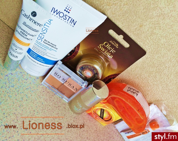 Informacje na temat tych kosmetyków znajdziesz w FILMIE: https://www.youtube.com/watch?v=nITy54-83xc jak i w NOTCE NA BLOGU: http://lioness.blox.pl/2014/08/BEGLOSSY-Sierpien-2014.html - Kosmetyki