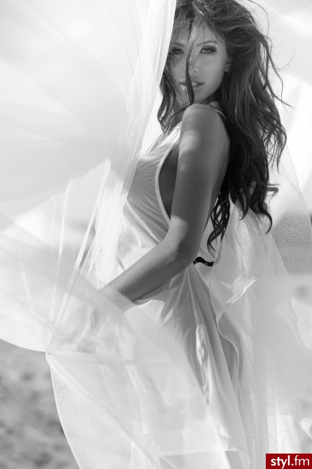 http://www.maxmodels.pl/fotograf-lr/glamour-zdjecie-4623147.html - Misz-masz