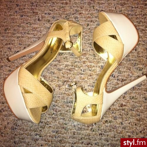 Szpilki Buty Moda