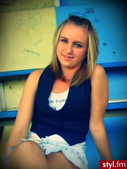 Średnie Fryzury
