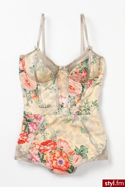Body Bielizna Moda
