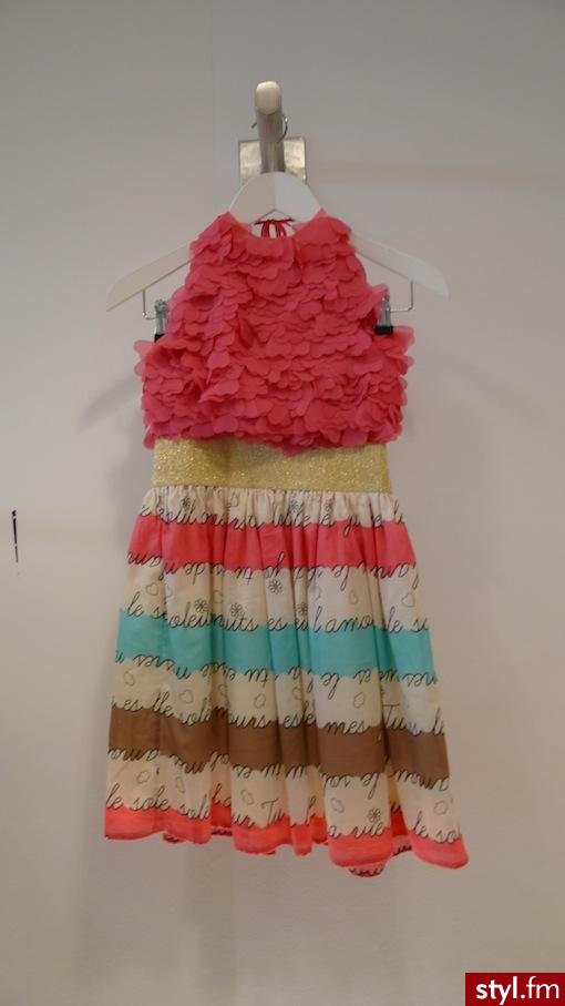 Sukienki Moda
