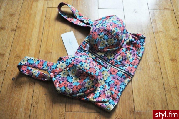 Topy Ciuchy Moda