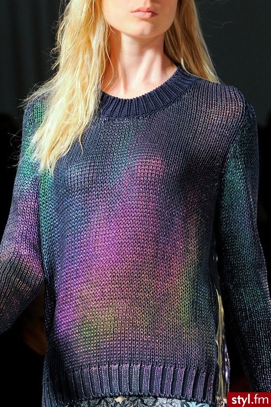 Swetry Ciuchy Moda