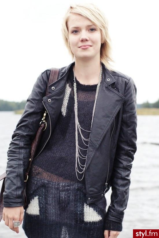 Jeżeli zdjęcie znajduje się już w galerii poproszę o link - Moda uliczna Inne Moda