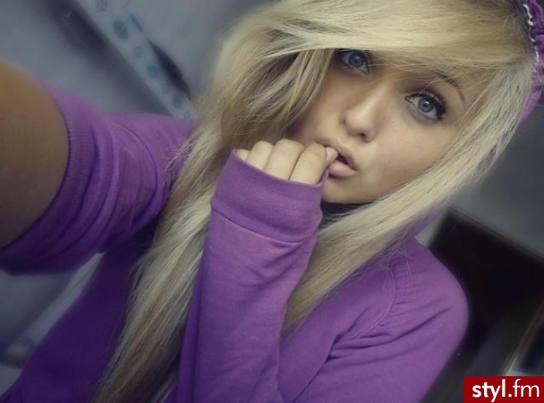 Blond Rozpuszczone Proste z grzywką Na co dzień Średnie Fryzury