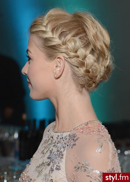 Stylowy kok. Julianne Hough - Warkocze Proste Wieczorowe Krótkie Fryzury
