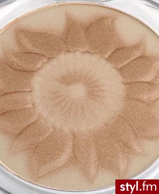 Bronzer złoty. 3.80$ - Misz-masz