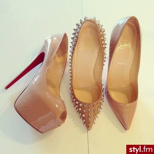 Szpilki Buty Moda