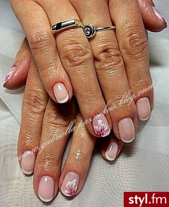 manicure hybrydowy + zdobienie malowane farbkami akrylowymi - Migdałki Żelami Naturalne Paznokcie