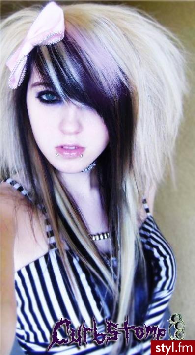 EMO Alternatywne Średnie Fryzury