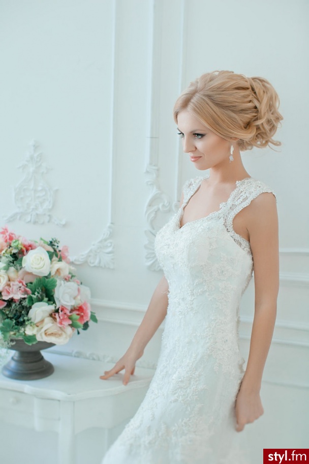 Blond Upięcie Kręcone Ślubne Długie Fryzury