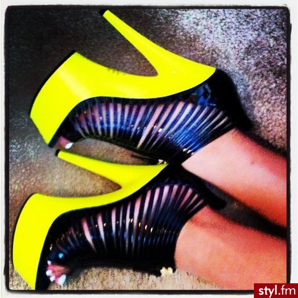 Szpilki Buty Moda