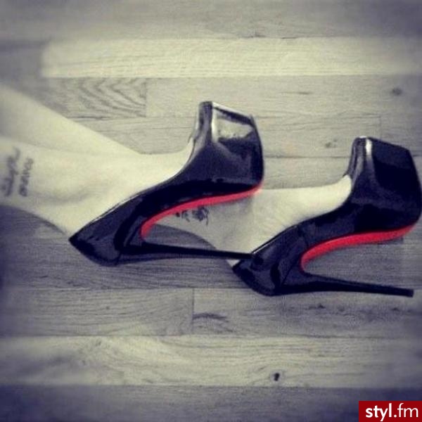 Szpilki Buty Moda