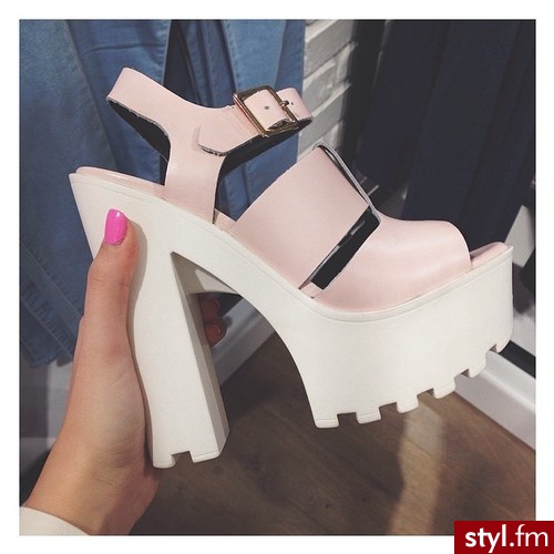 Szpilki Buty Moda