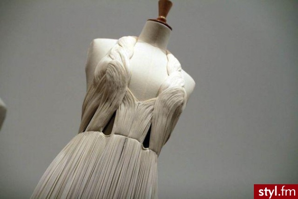 Sukienki Moda