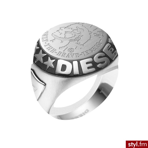 BIŻUTERIA MĘSKA DIESEL - SYGNET  DX0182040 Rozmiar 18 - Pierścionki Biżuteria Moda