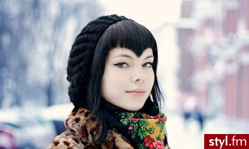Średnie Fryzury