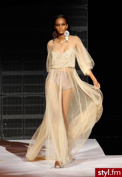 Sukienki Moda